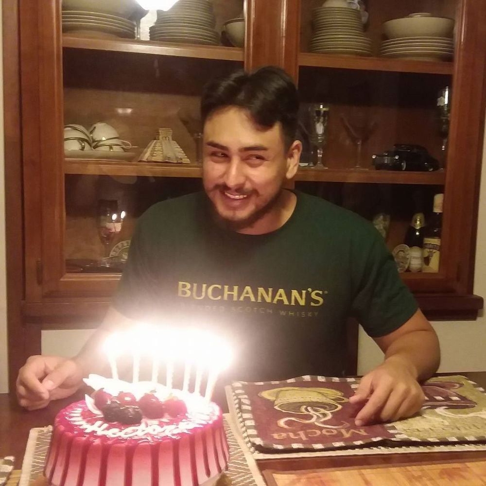 Meet your Posher, Miguel